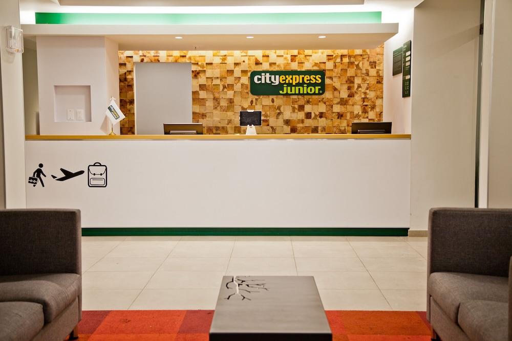 City Express Junior By Marriott Villahermosa Buitenkant foto