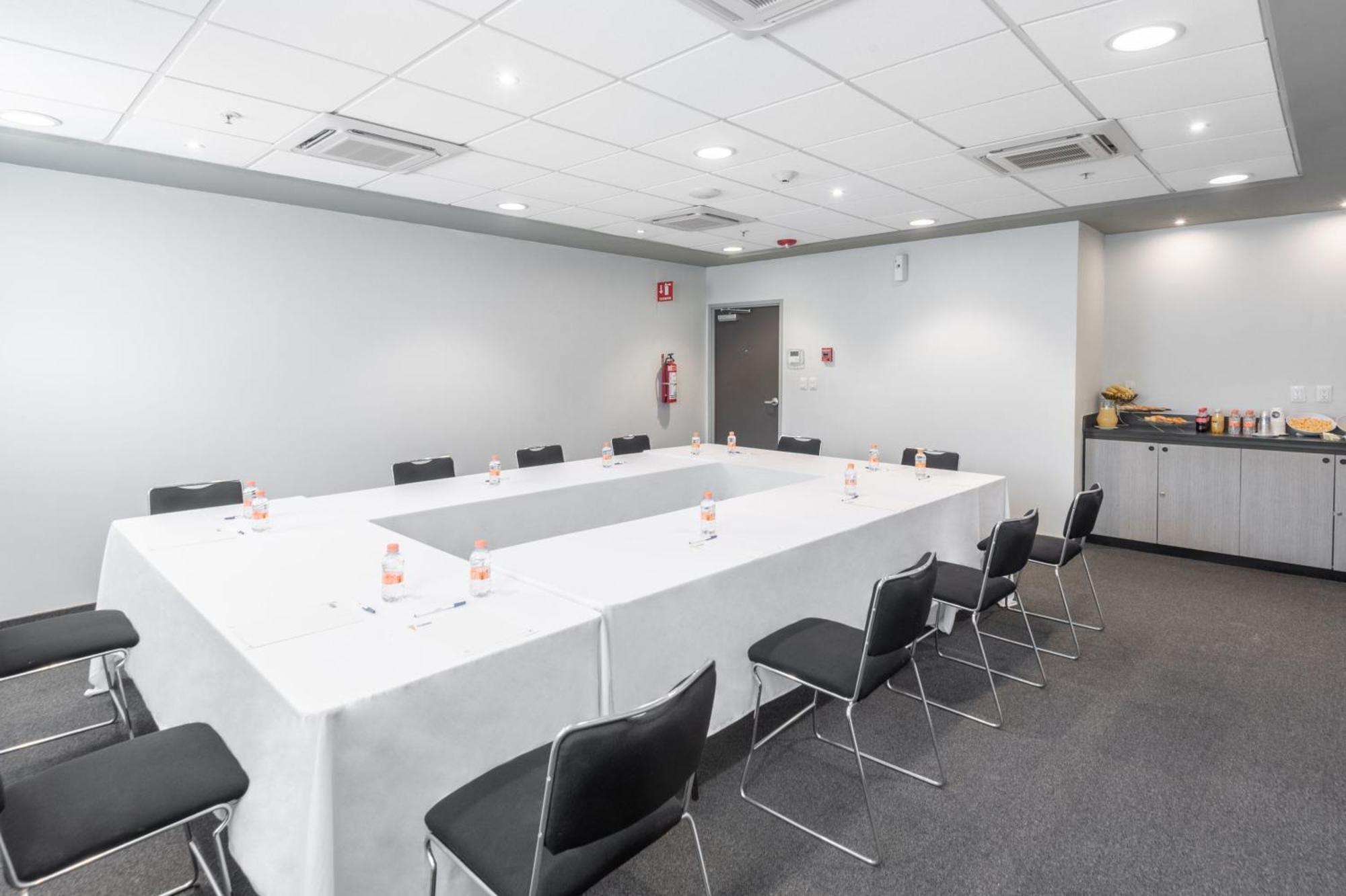 City Express Junior By Marriott Villahermosa Buitenkant foto