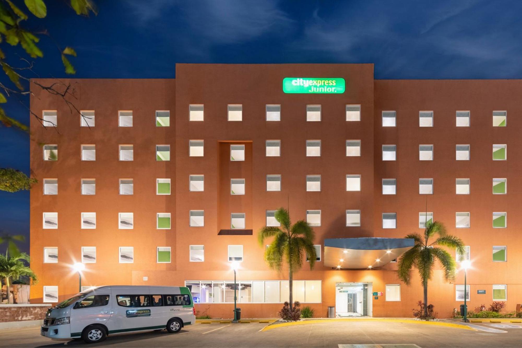 City Express Junior By Marriott Villahermosa Buitenkant foto